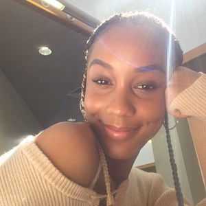 Meet your Posher, Tiona